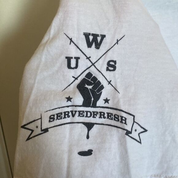 SERVED FRESH- DON'T BE A KAREN- BE A KAMALA T-shirt-Size Large - Picture 4 of 6